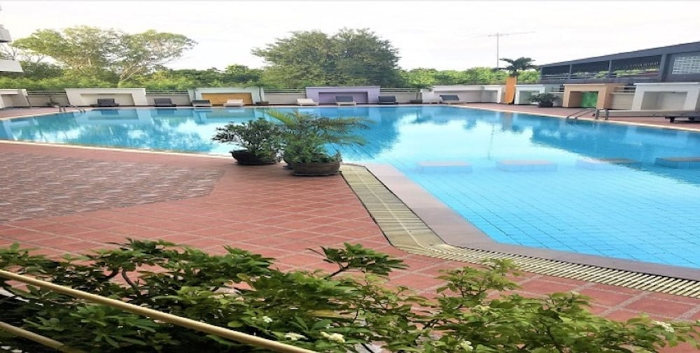 Angket Hip Residence 50/50