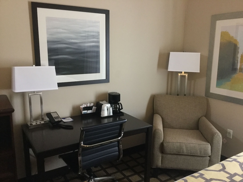 Garner Hotel Page - Lake Powell Area By IHG 58/75