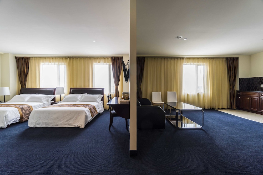 John Hotel 19/41
