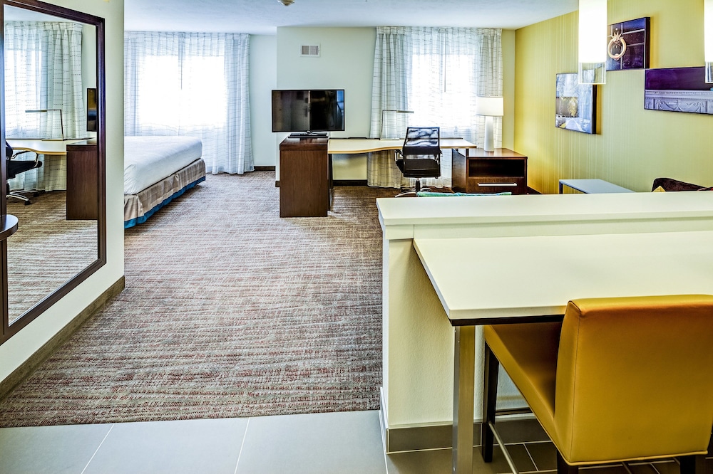 RESIDENCE INN AKRON SOUTH/GREEN 40/52