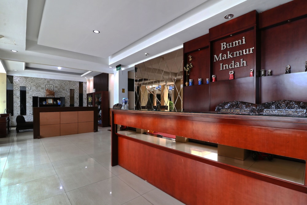 Hotel Bumi Makmur Indah 9/54