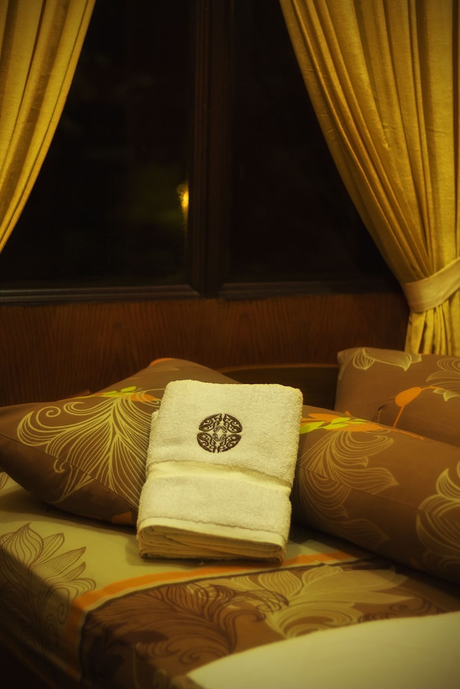 Waisai Beach Hotel 7/8