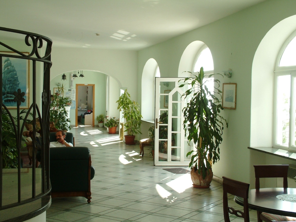Hotel La Ginestra 7/32