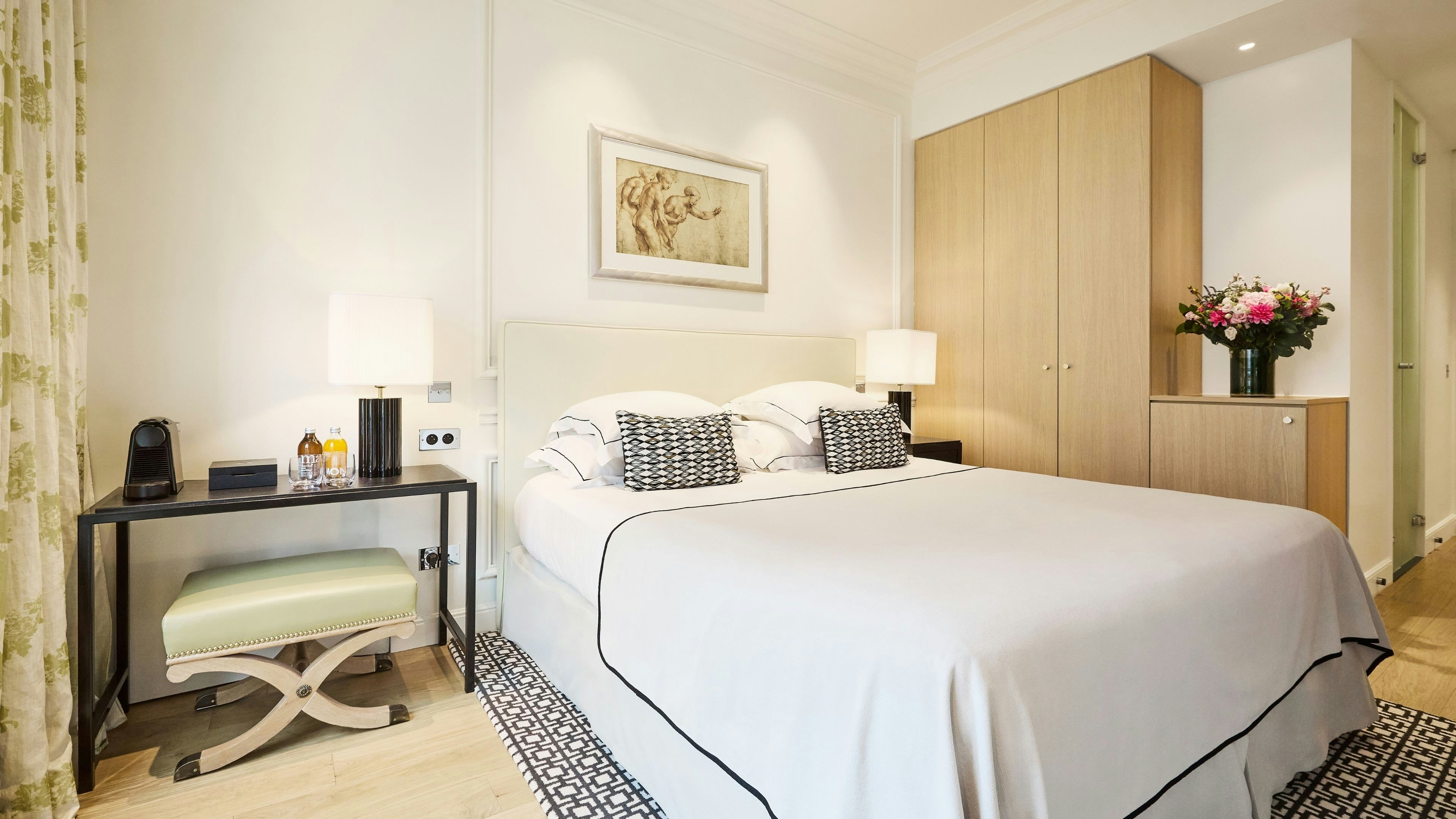GRAND HOTEL DU PALAIS ROYAL 20/50