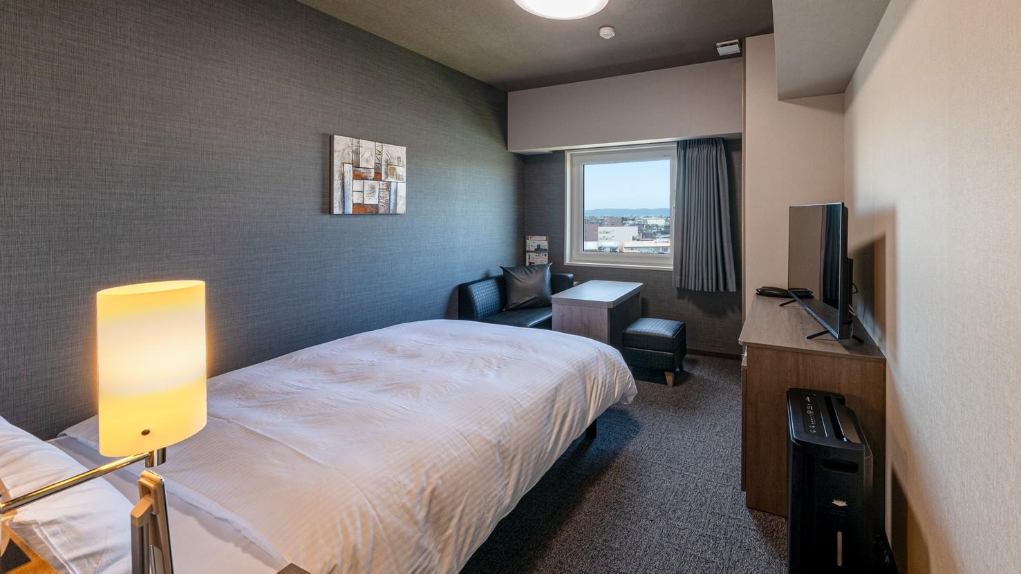 Room, Semi Double Bed, Electronic Cigarette Only, Smoking