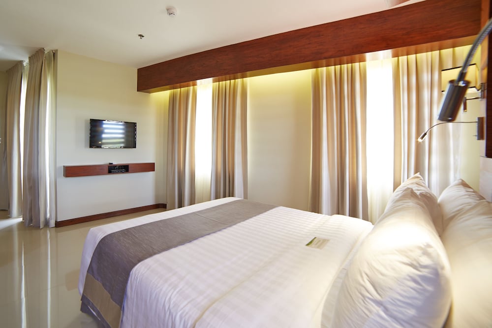 CEBU WHITE SANDS RESORT AND SPA 9/50