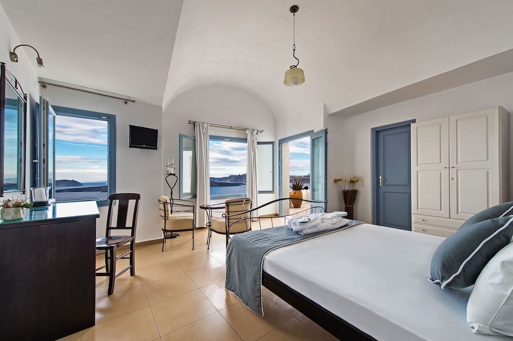 Apanemo Hotel and Suites 19/59