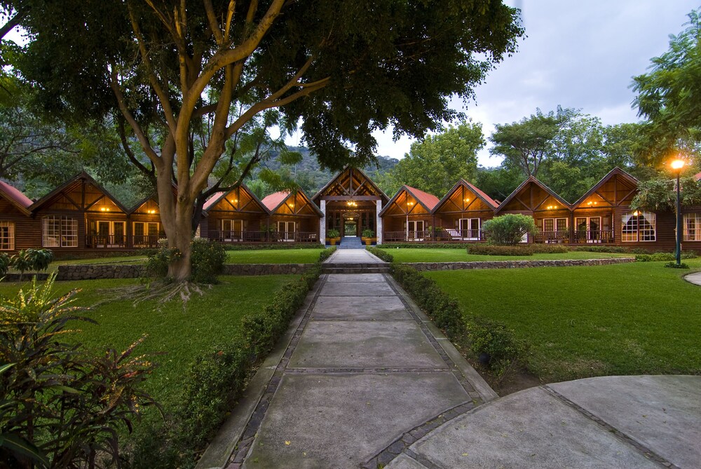 Santa Maria Resort Boutique Colletion 35/55