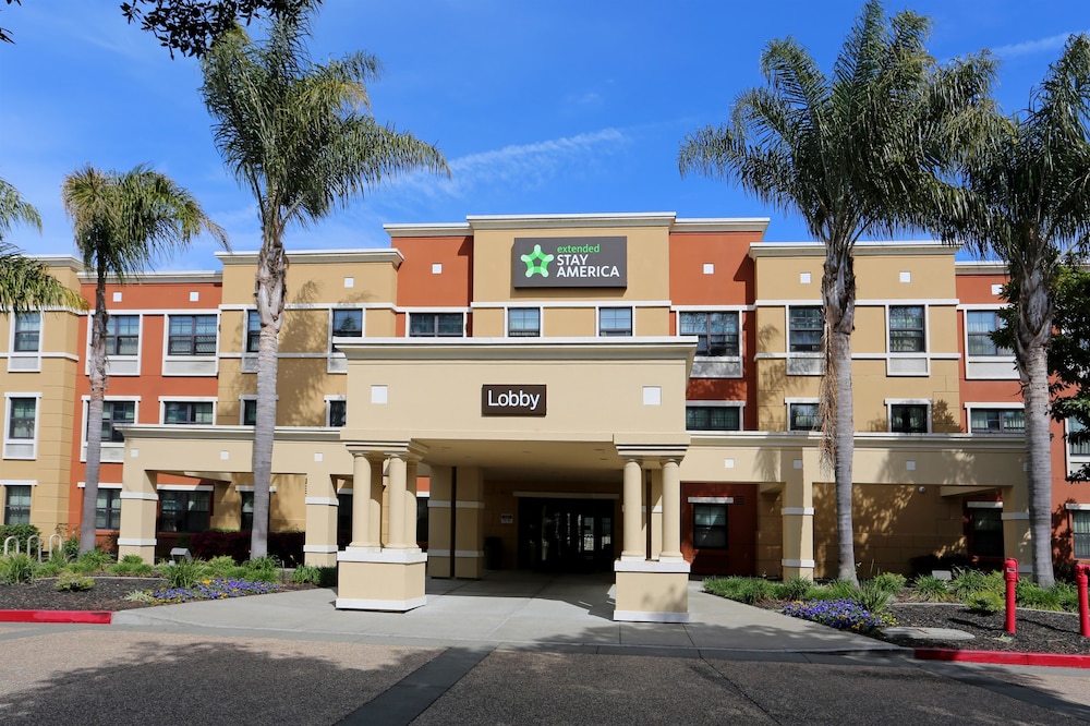Extended Stay America Oakland - Alameda Airport 1/48