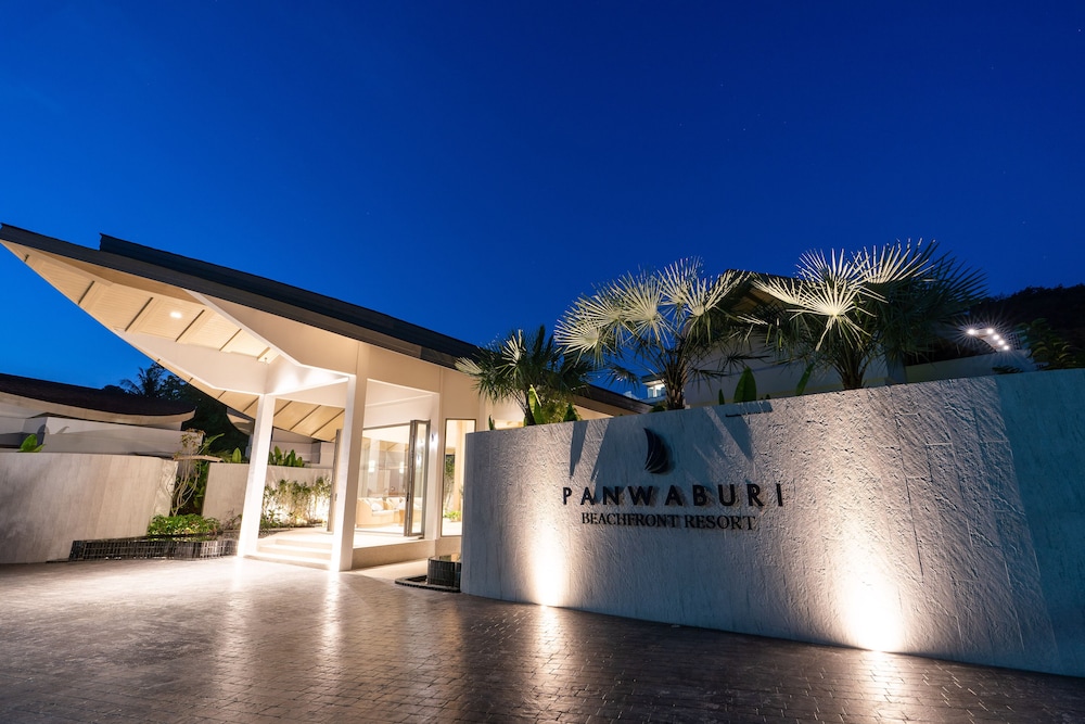 Panwaburi Beachfront Resort 37/50