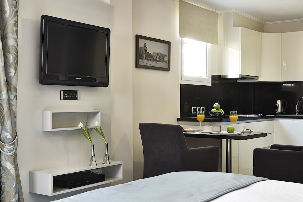 Ava Hotel Suites 27/39