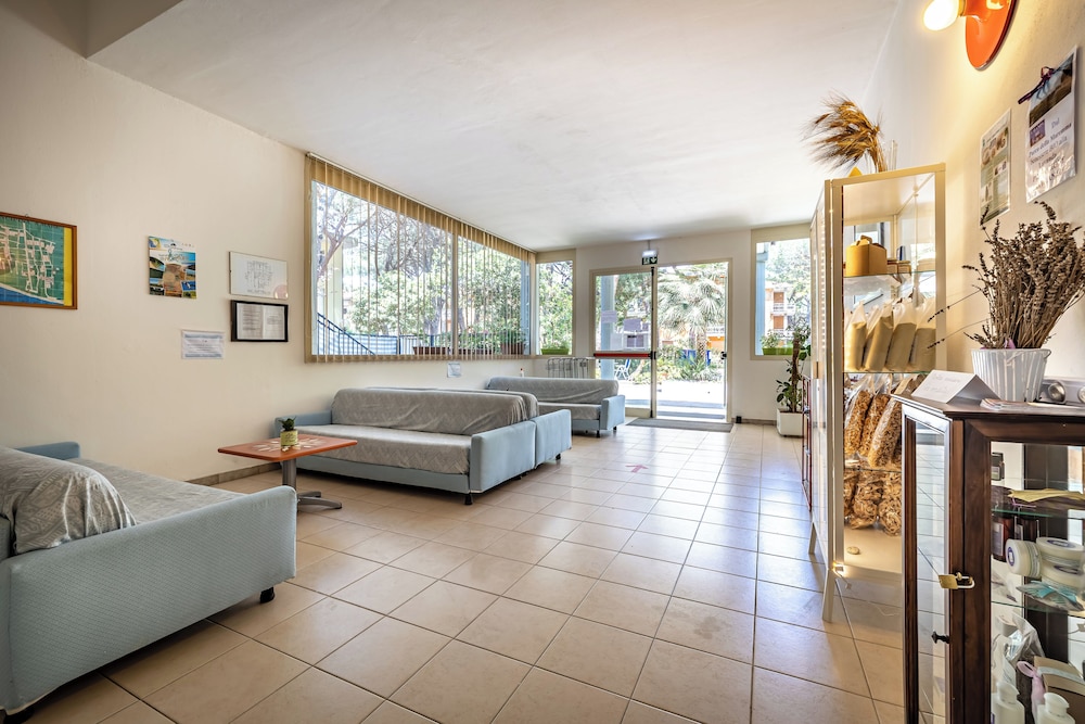 Residence Mareblu 12/50