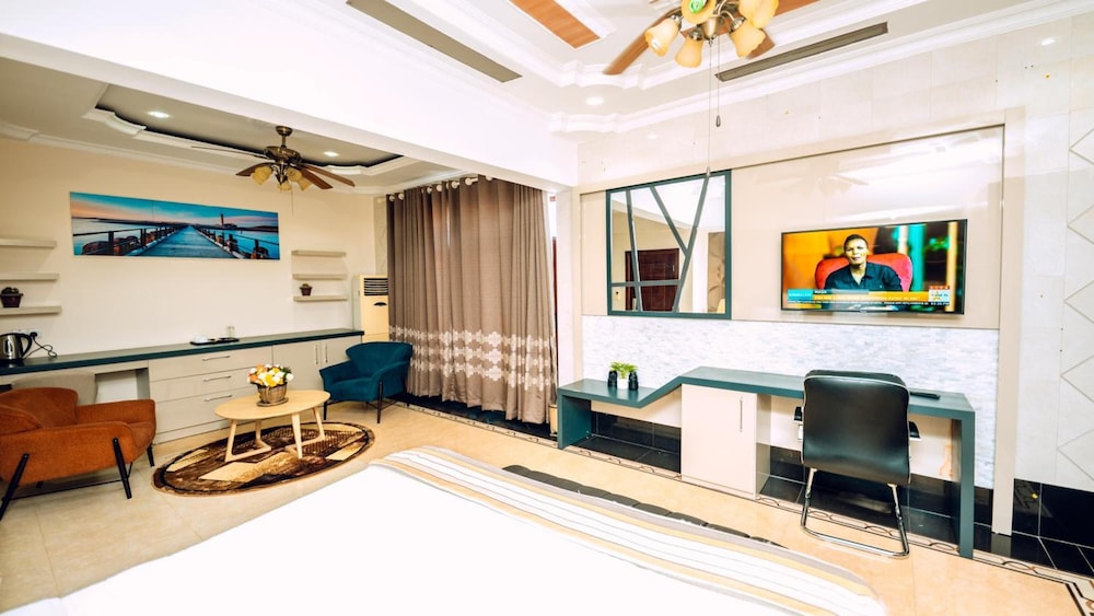Lantana Hotel 31/46
