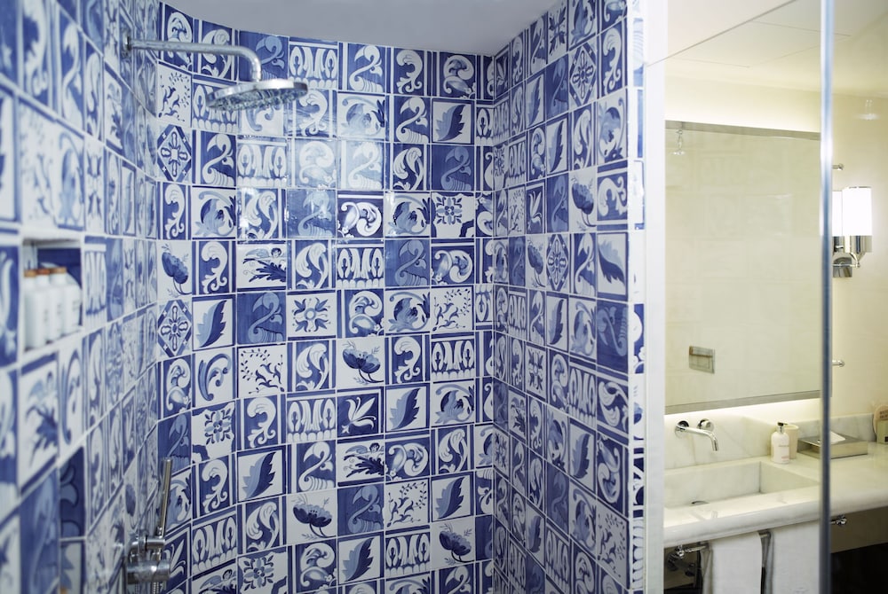 Hotel Cort 2/50