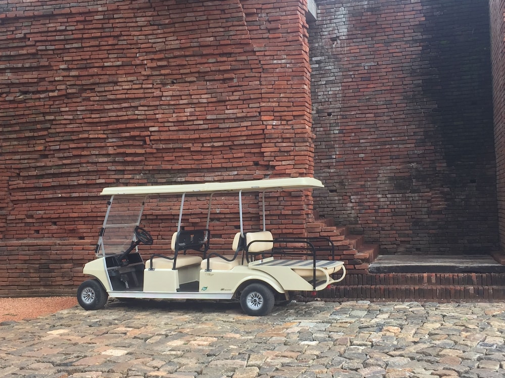 Sigiriya Jungles 41/50