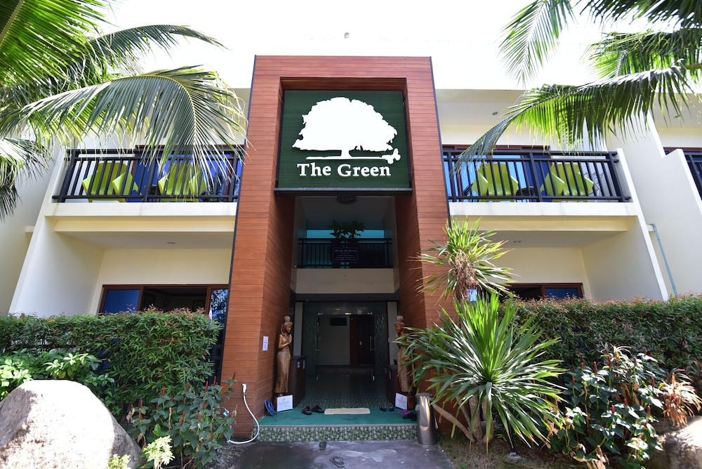 The Green Hotel Koh Lipe 8/61