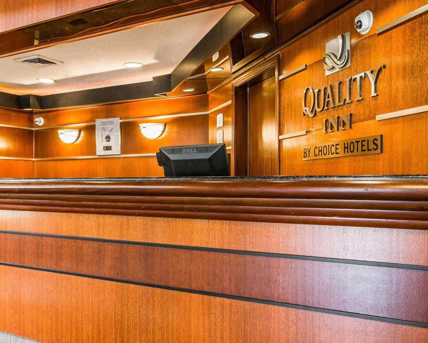 Quality Inn Auburn Hills - Detroit North 8/43