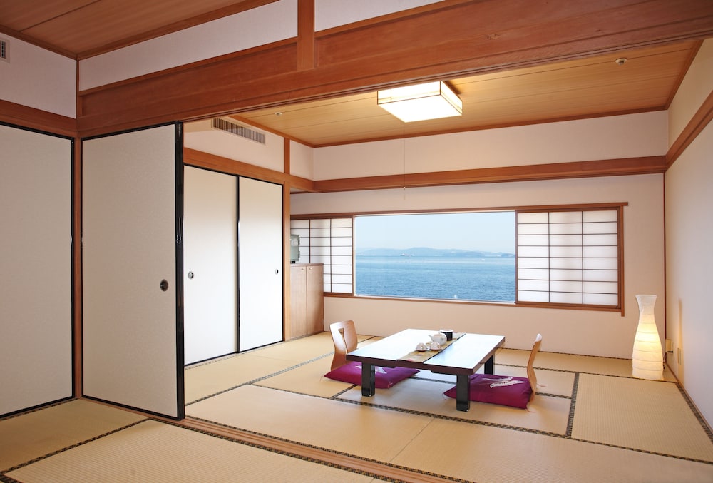 Awaji International Hotel The Sunplaza 9/50