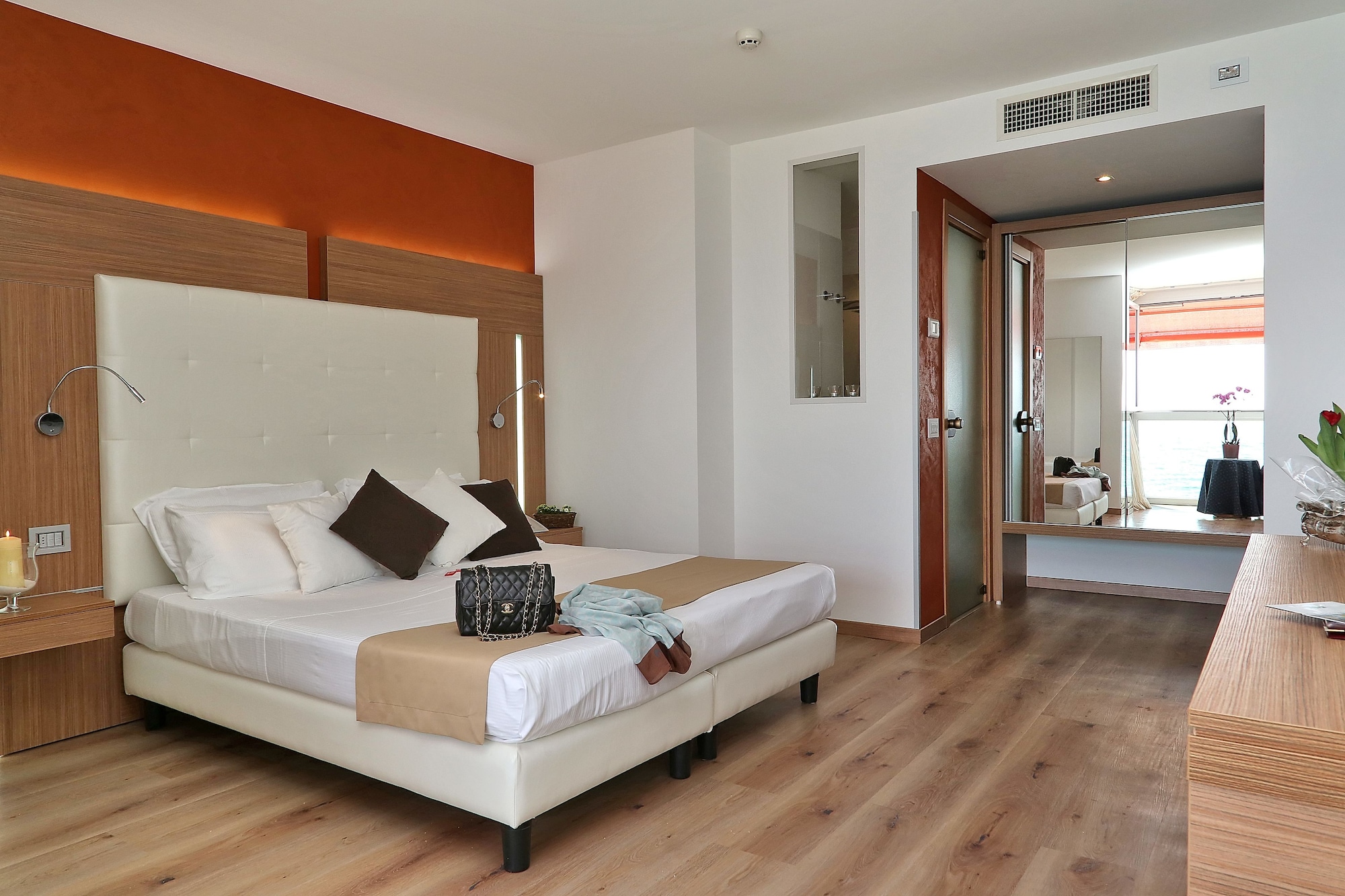 PRESTIGE, DOUBLE BED