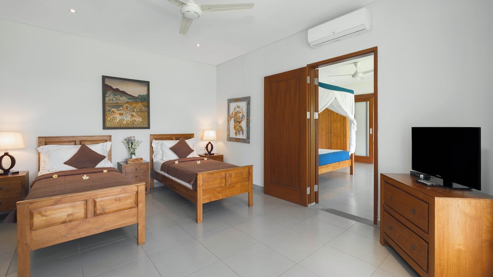 Villa Yenian 25/50