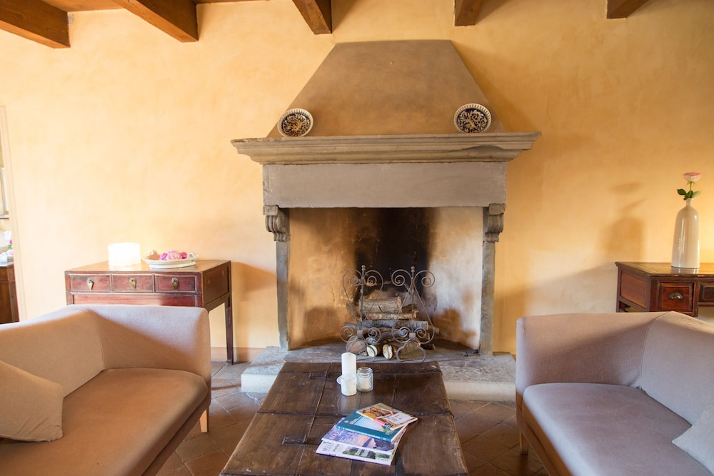 Castello Di Montegridolfo Spa Resort 7/89