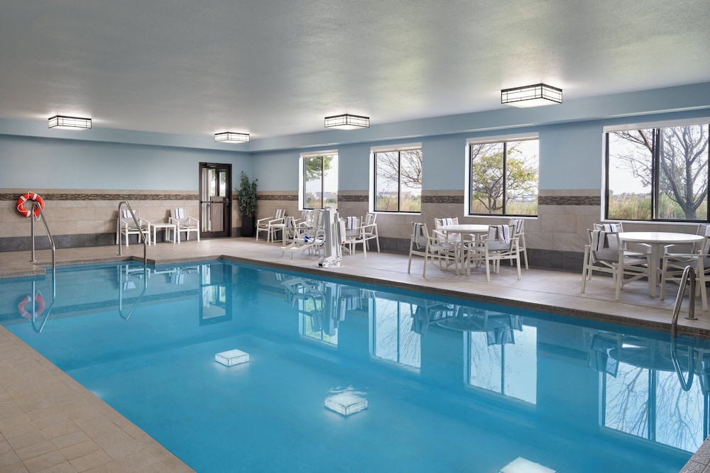 swimming pool spa