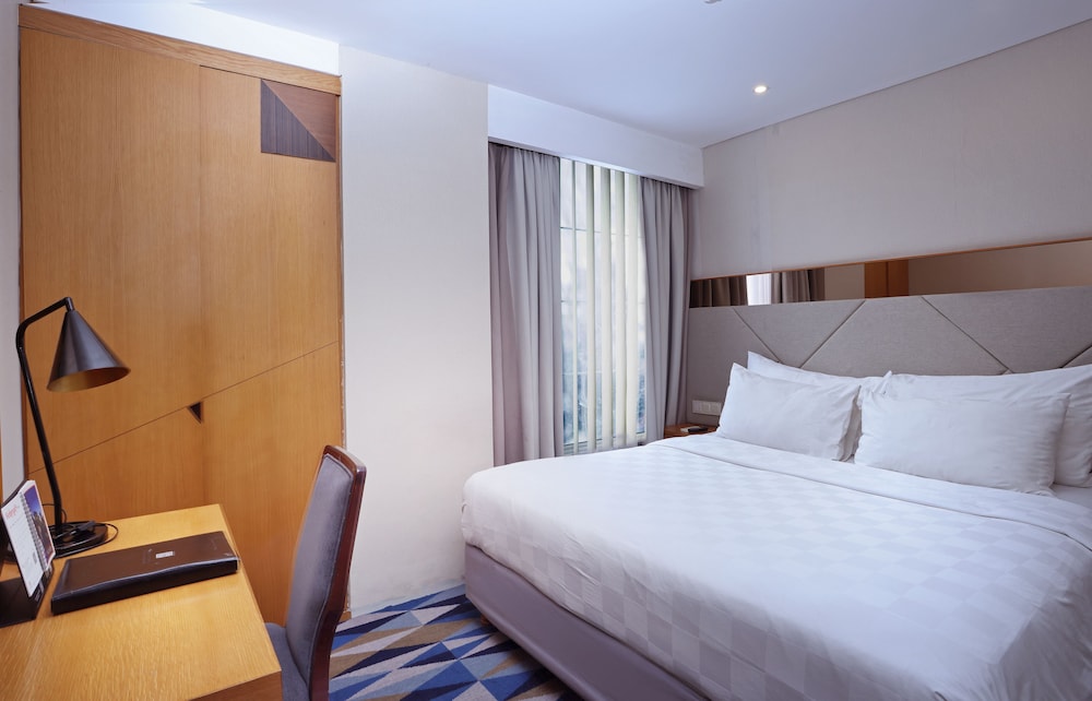 Swiss-Belhotel Pondok Indah 14/69