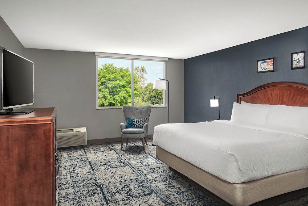 FOUR POINTS BY SHERATON KALAMAZOO 13/43