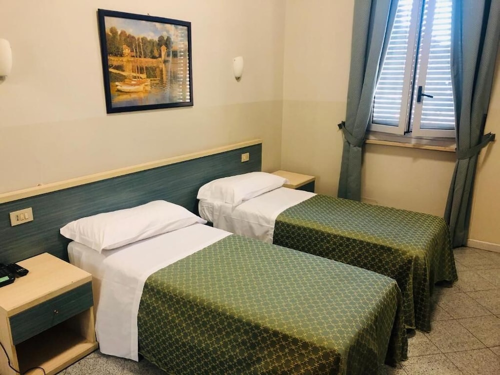 Hotel Ferrucci 8/19