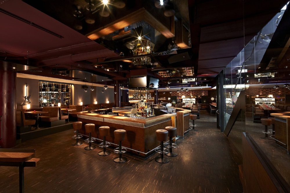 ANTHONY'S LIFE&STYLE HOTEL 42/50