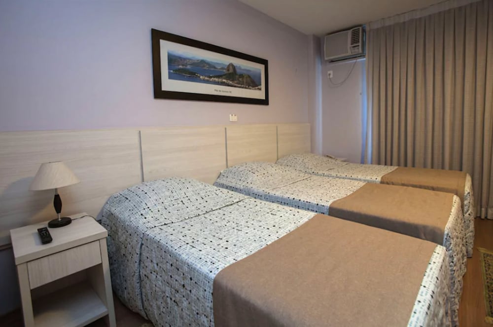 Gallant Hotel 42/67