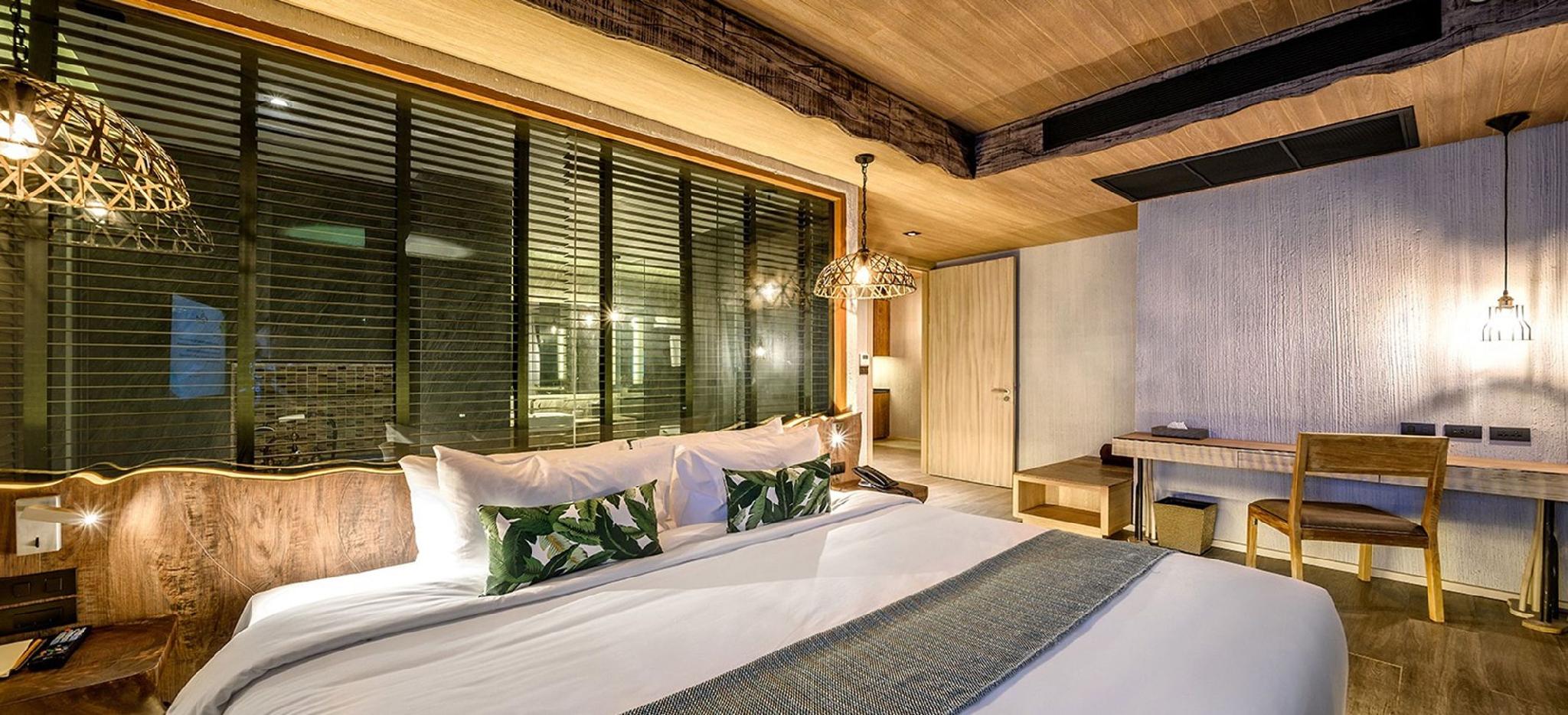 2 Bedrooms, Pool, Family, Suite