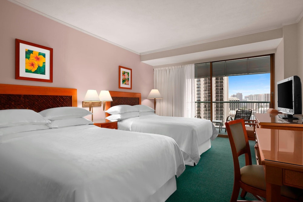 SHERATON PRINCESS KAIULANI 14/27