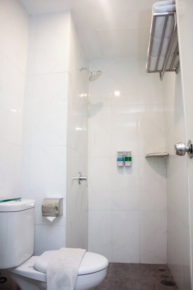 Urban Hotel Serpong by ZUZU 89/89