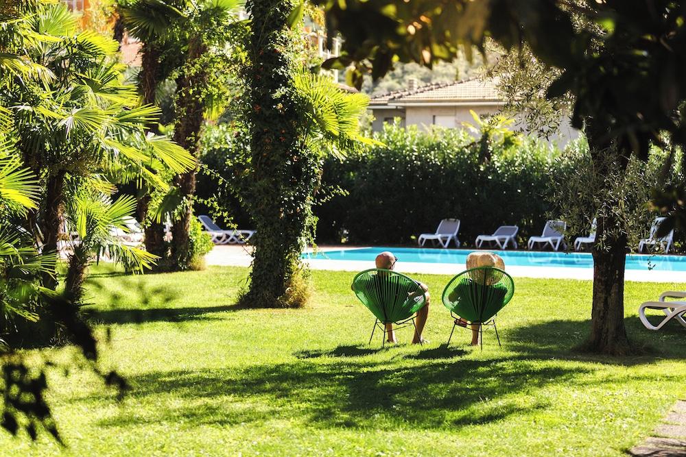 Brione Green Resort 60/69