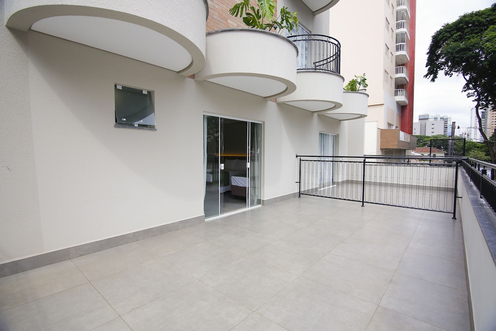 Neo Park Hotel 24/27