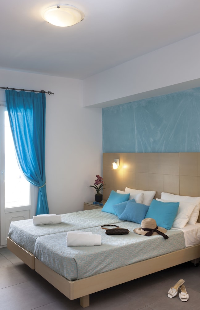 STANDARD, TWIN BEDS, MOUNTAIN VIEW