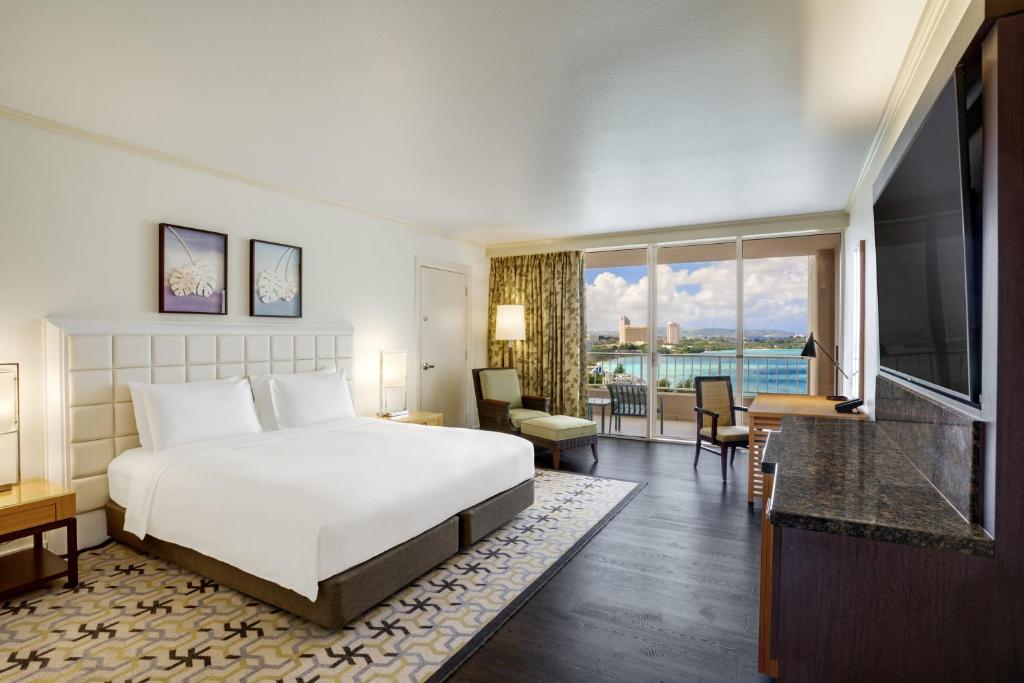 Deluxe, Double Bed, Ocean Front