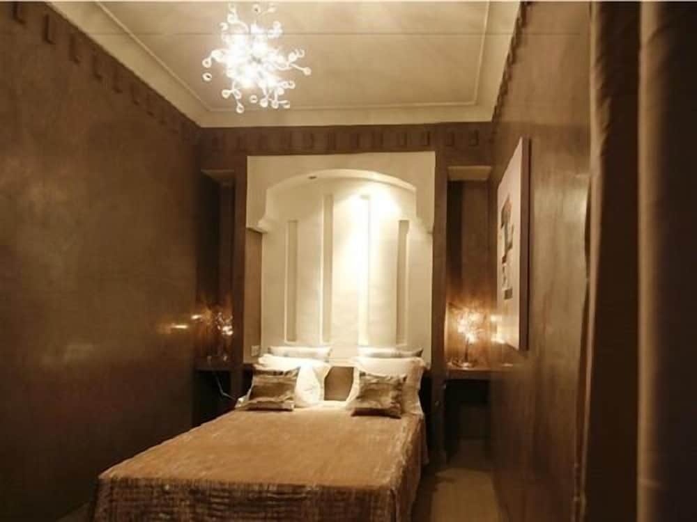 Riad Carllian 7/17
