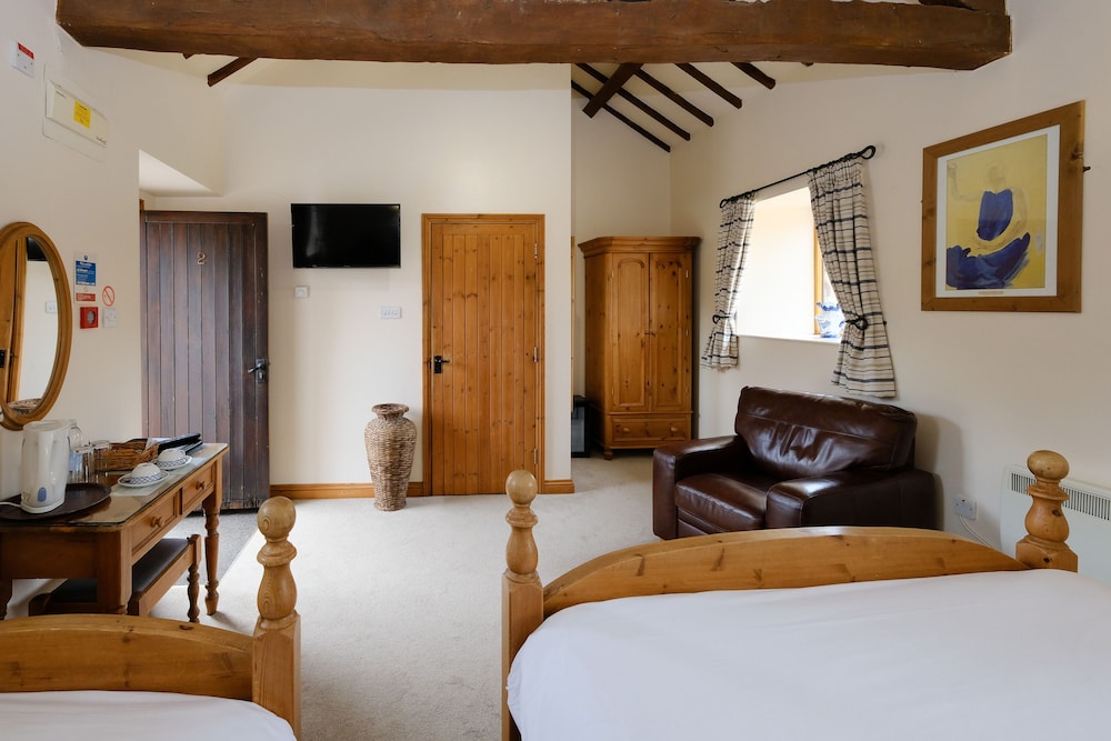 Church Farm Lodge 21/50