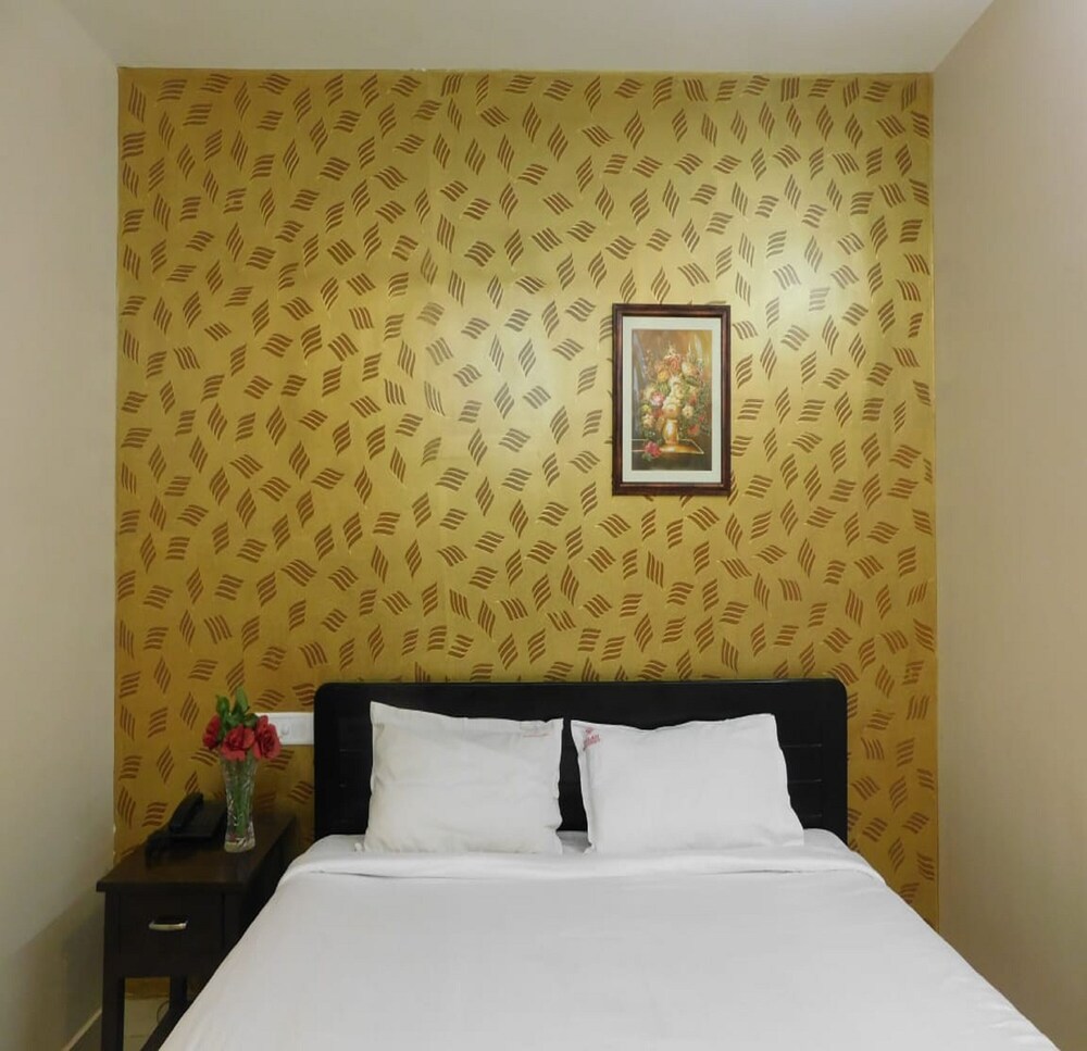 Balaji Residency 31/51