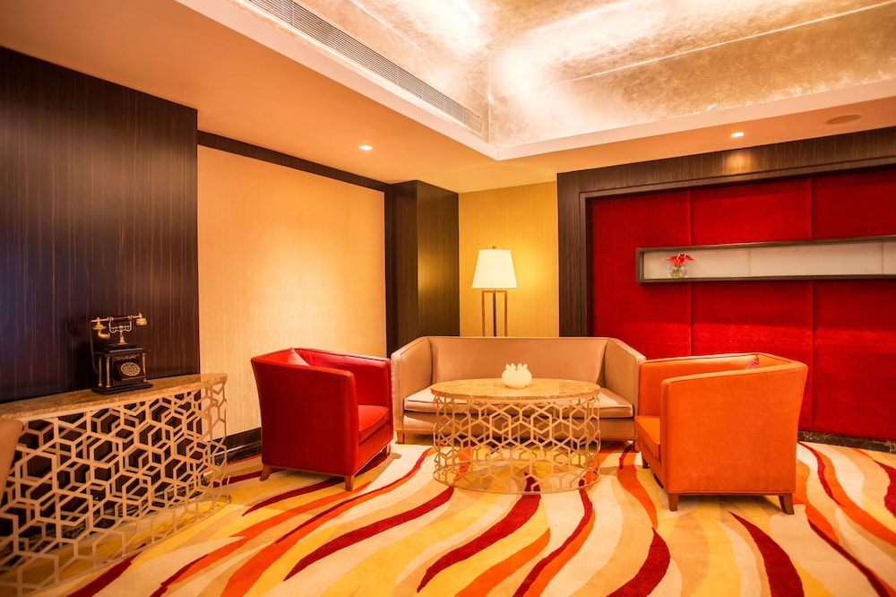 Ellaa Hotel 30/58