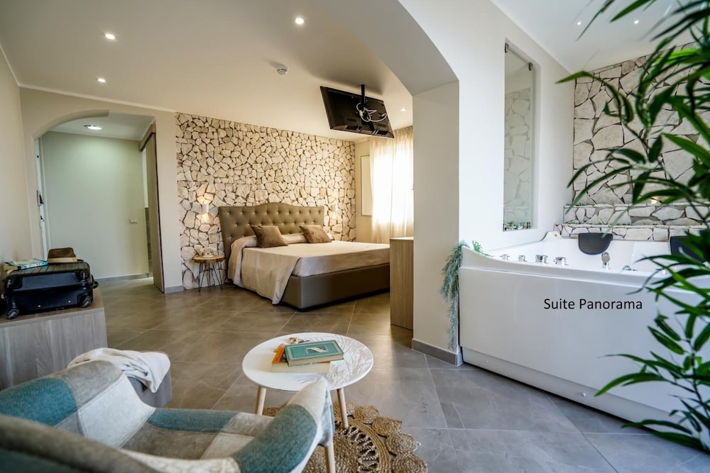 HOTEL ORRIZONTE BLU 32/47