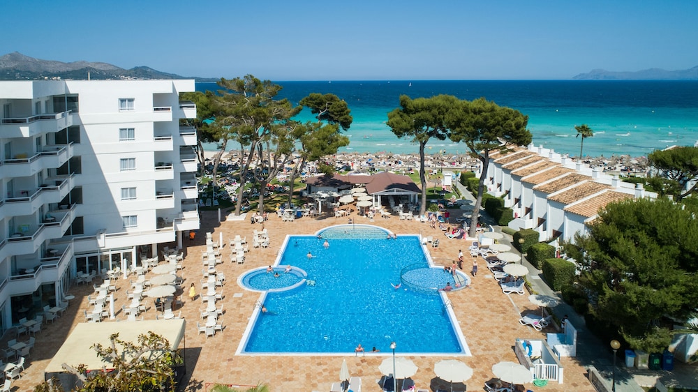 Grupotel Los Principes and Spa 45/47