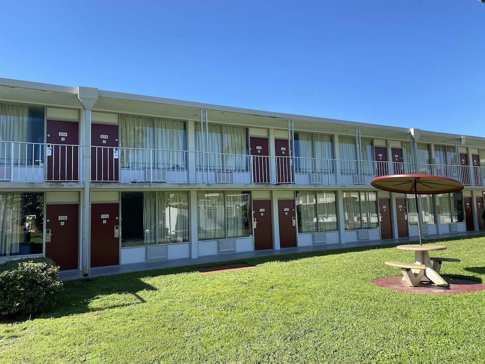 Red Roof Inn Vero Beach - I-95 3/53