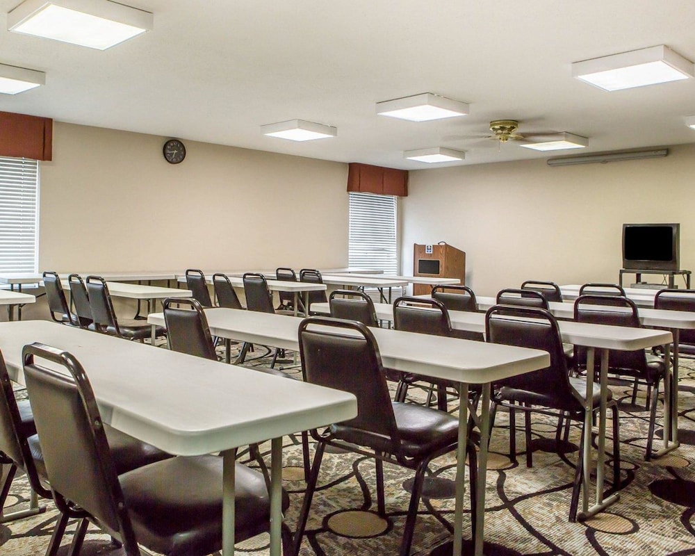 Quality Inn & Suites Circleville 45/53