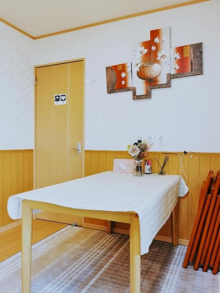 ABC Guest House 33/50