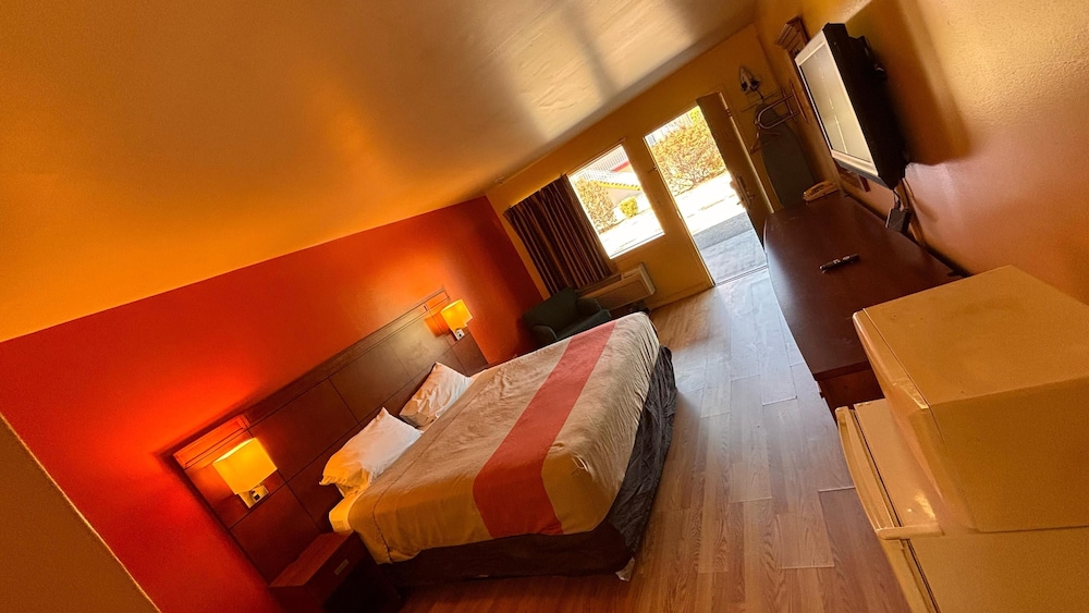 Sunrise Inn By OYO Newport News US-60 24/53