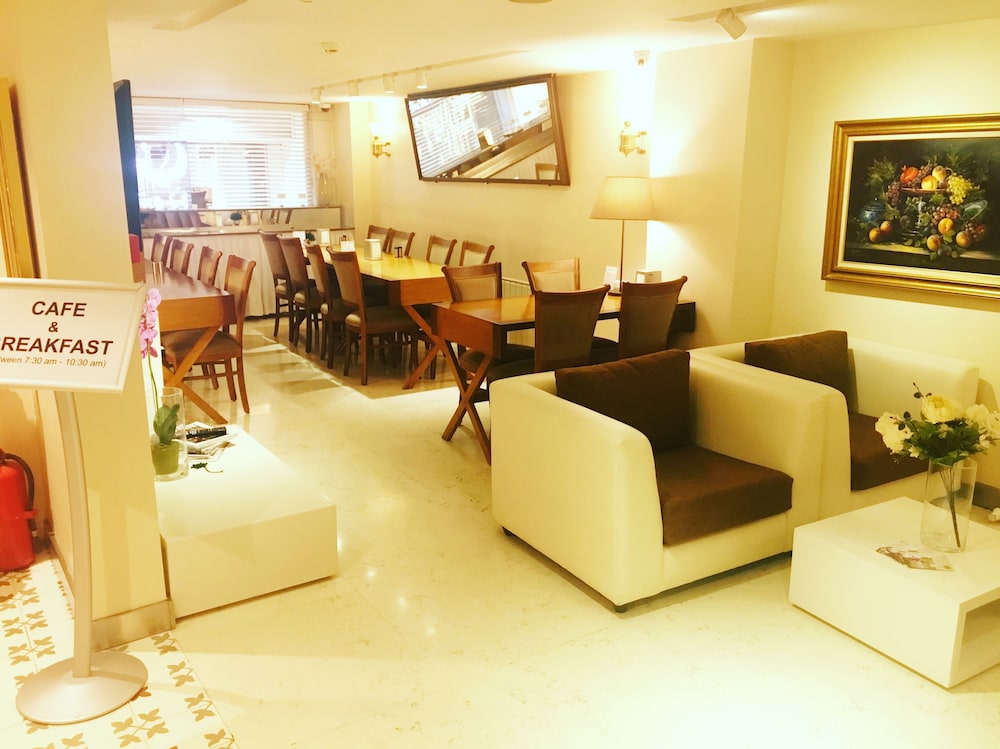 Wame Suite Hotel 68/85