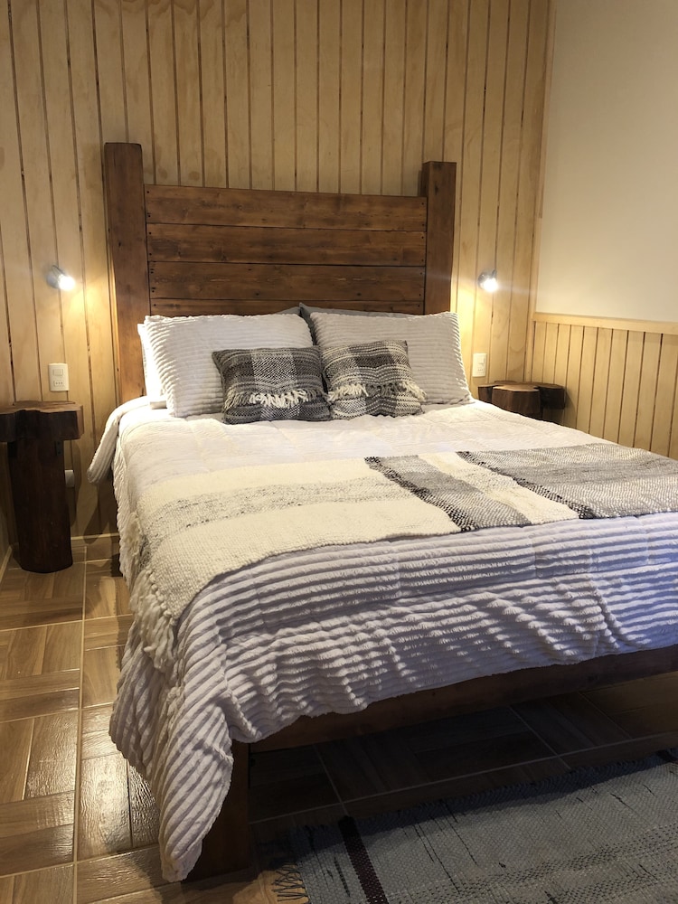 Magellanicus Rustic Suites 8/39